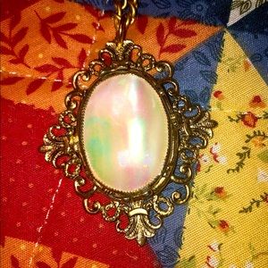 Vintage mother of pearl necklace